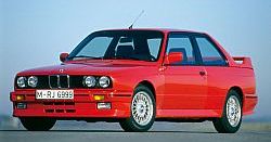 BMW M3: 30 lat sportowego klasyka
