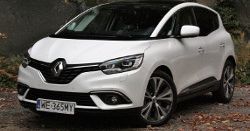 Renault Scenic: minivan ostrzy zęby