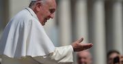 Papież Franciszek do wiernych: chciałbym, aby w Kościele klękano przed biednymi