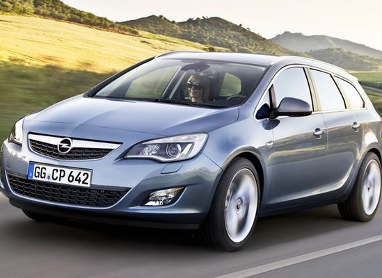 Opel Astra Sports Tourer - kompaktowe kombi