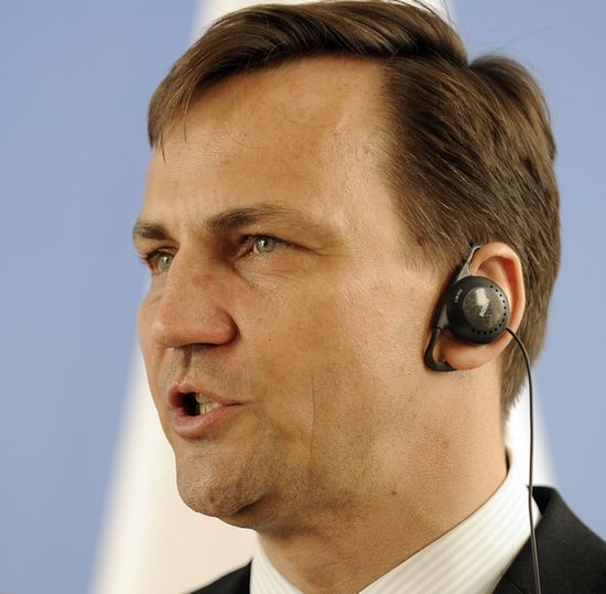 Sikorski omawiał z Chevronem sprawę eksploatacji gazu w Polsce