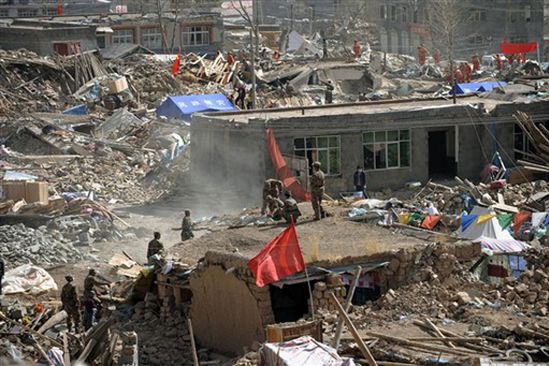 Chiny ogłaszają żałobę po ofiarach trzęsienia ziemi