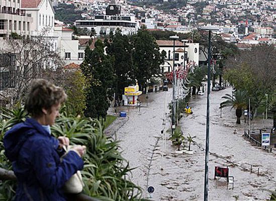 Liczba ofiar kataklizmu na Maderze przekroczy 50