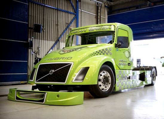 Mean Green: Najszybsza ciężarówka hybrydowa