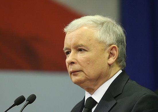 Kaczyński grozi "awanturnikom"; "Prezes musi odejść"