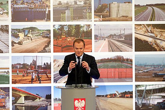 Donald Tusk: Polska wyszła z opresji obronną ręką