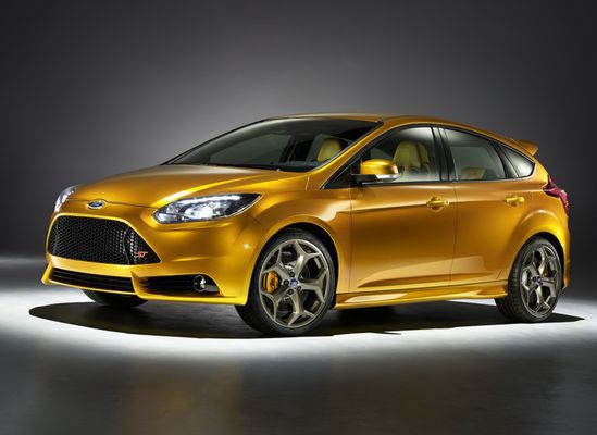 Ford Focus III: Pojazd globalny