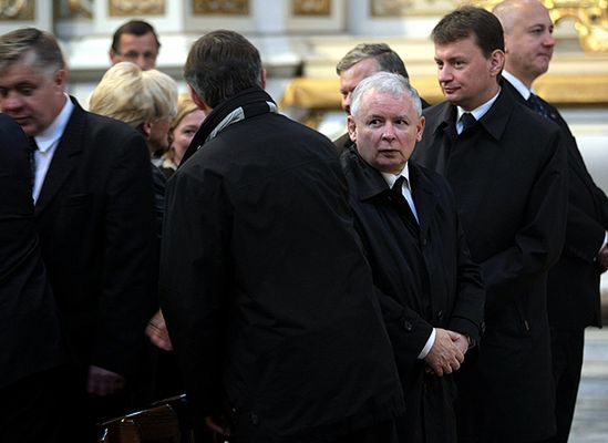 Kaczyński pisze do wszystkich ambasadorów o Fotydze