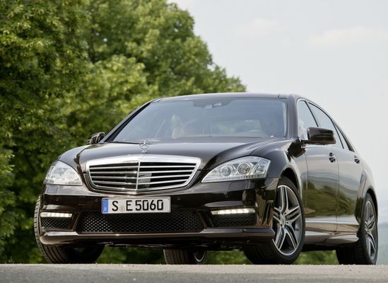 Mercedes-Benz S 63 AMG: Limuzyna z biturbo