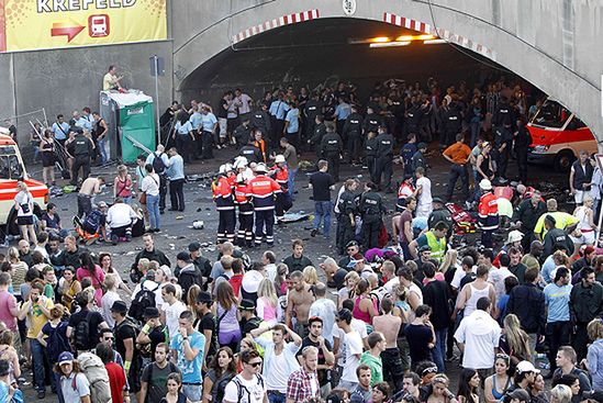 Tragedia na Love Parade w Duisburgu; 18 osób nie żyje, ok. 80 rannych