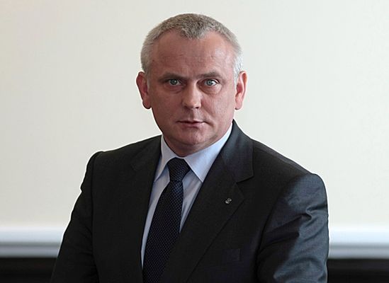 "Przetarg na samoloty unieważnił minister Kaczyńskiego"