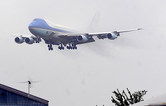 Samolot z prezydentem miał problemy z lądowaniem