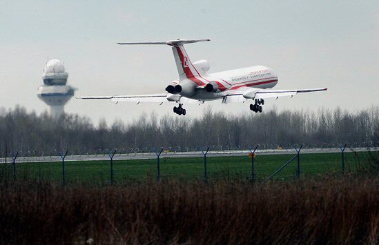 Zakończył się drugi eksperymentalny lot Tu-154