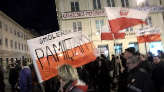 "Dajcie skrzynki, weźcie Bronka" - demonstracja w przeddzień rocznicy Katastrofy Smoleńskiej