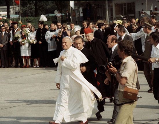 To zdjęcie Jana Pawła II zobaczymy dopiero 1 maja