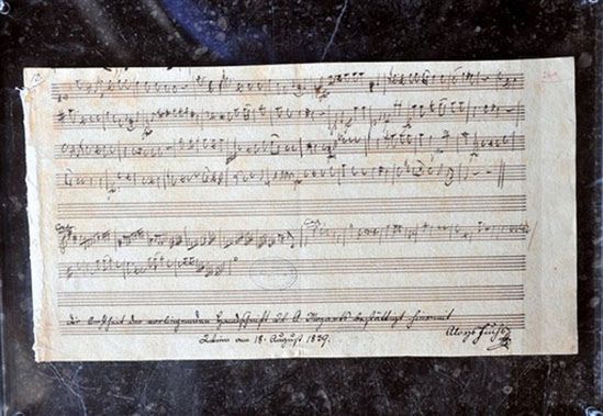 Odnaleziono fragment nieznanej partytury Mozarta