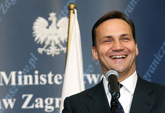 Sikorski: J. Kaczyński jak bobas wrzeszczący w kącie