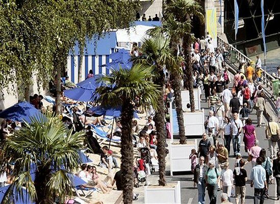 Rajska plaża w centrum Paryża