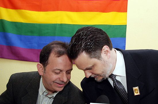 L. Kaczyński zaprosił gejów ze swojego orędzia do Polski