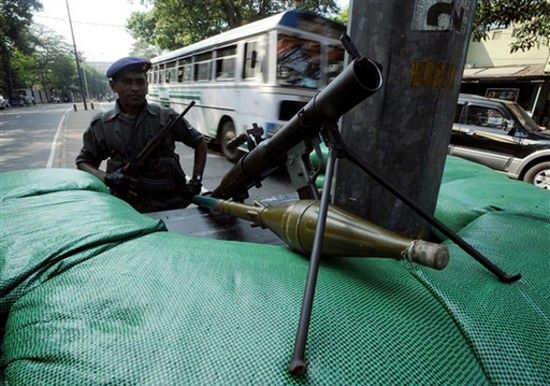 Tamilscy rebelianci zrzucili bombę w stolicy Sri Lanki