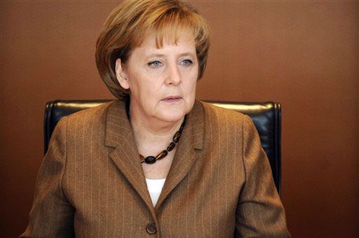 "Merkel skrytykowała papieża, a ws. Steinbach milczy"