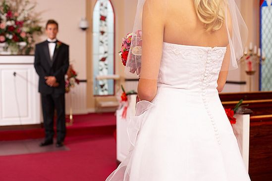 Lawinowy wzrost "papierowych" ślubów w Polsce