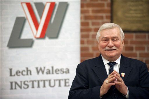 Lech Wałęsa zapalił światła na choince w Parmie
