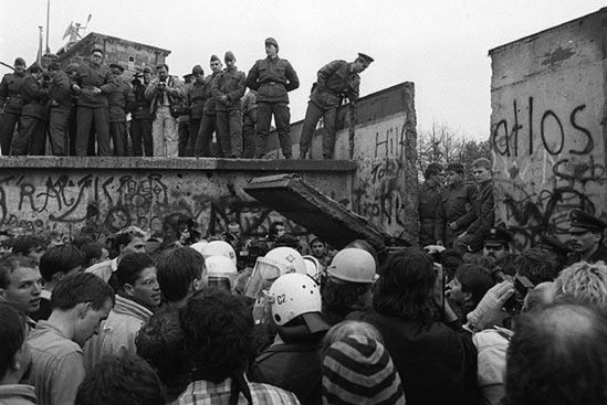 Będzie skandal: Niemcy nie zaprosili Polski na rocznicę zburzenia muru berlińskiego
