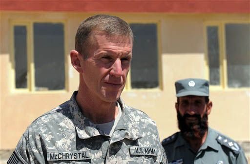 "Ugryź mnie" - dowódca sił NATO żartuje i przeprasza