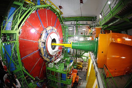 Naukowcy uruchamiają Wielki Zderzacz Hadronów