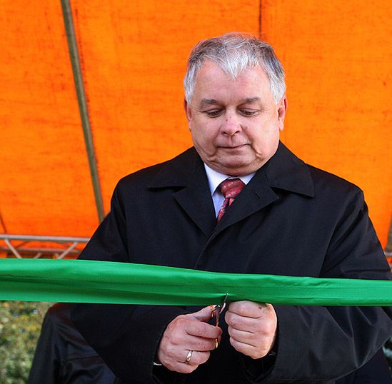 Nie chcą, by Lech Kaczyński przecinał wstęgę