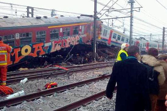 Katastrofa kolejowa w Belgii - 25 osób nie żyje