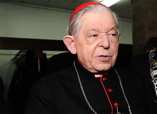 Kardynał Glemp otrzymał Order Orła Białego