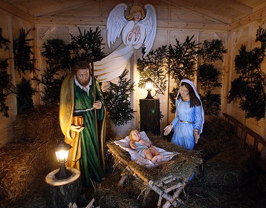 Jezus, żłóbek i aniołowie znikają ze świątecznych kartek