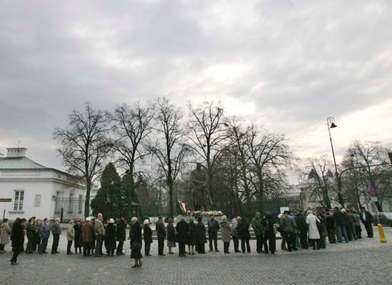 Setki mieszkańców stolicy zwiedzają Belweder