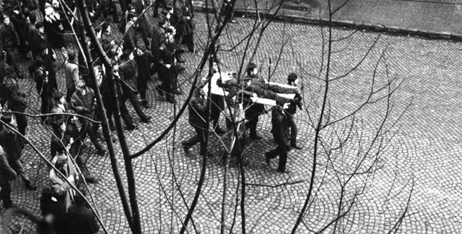 45 lat temu władze komunistyczne krwawo stłumiły robotnicze protesty na Wybrzeżu