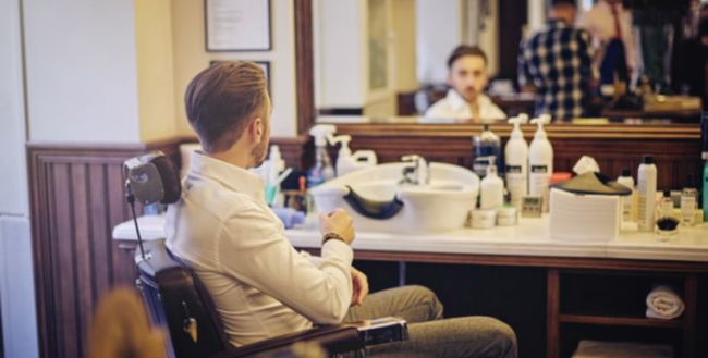 Czy polscy mężczyźni o fryzurach wiedzą coraz więcej?