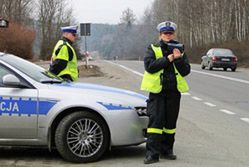 Policja zwiera szyki na Wszystkich Świętych. Kiedy najłatwiej o mandat?