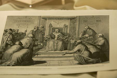 Watykan opublikował dokumenty procesu templariuszy