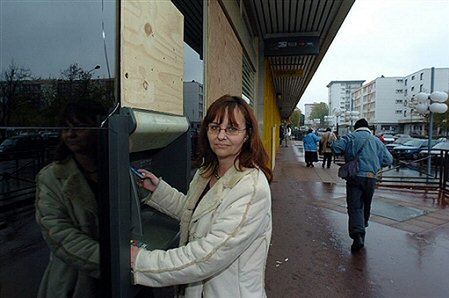 Wenezuelczyk ukradł 140 tys. zł z polskich bankomatów