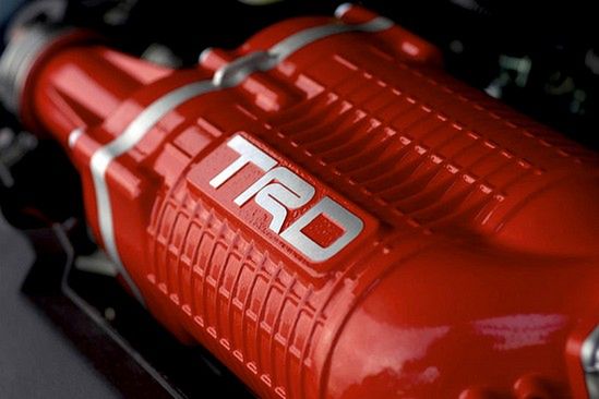 Przednionapędowy sportowiec - Toyota TRD Aurion