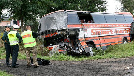 Wypadek autokaru z dziećmi w Lubuskiem