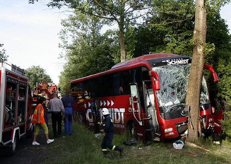 Wypadek autobusu z niemieckimi turystami, 9 rannych