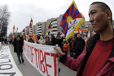 "Chiny precz z Tybetu!" - demonstracja w Warszawie
