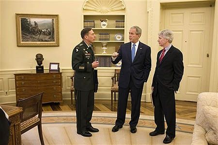 Bush zawiesi wycofywanie wojsk z Iraku