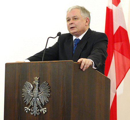 Ile zarabiają Lech Kaczyński i Donald Tusk?