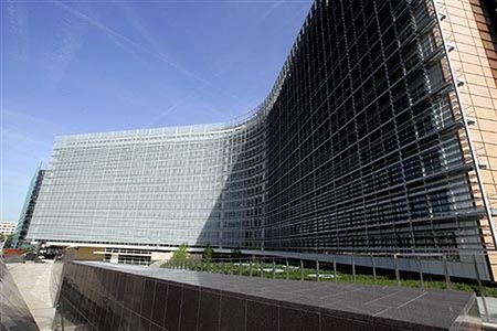 Komisja Europejska pozywa Polskę do trybunału