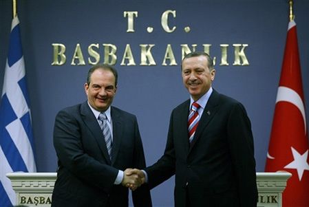 Pierwsza od pół wieku wizyta greckiego premiera w Turcji