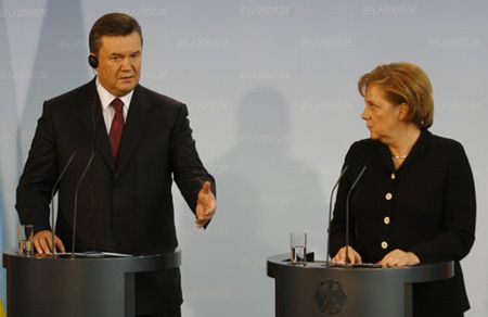Janukowycz: integracja z UE priorytetem Ukrainy