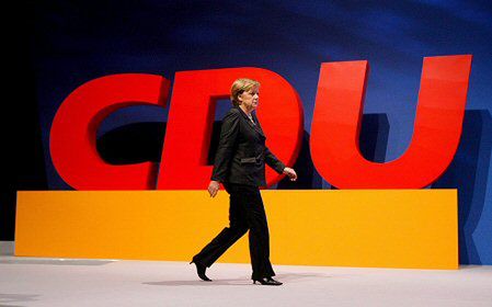 Kanclerz Angela Merkel ponownie szefową CDU